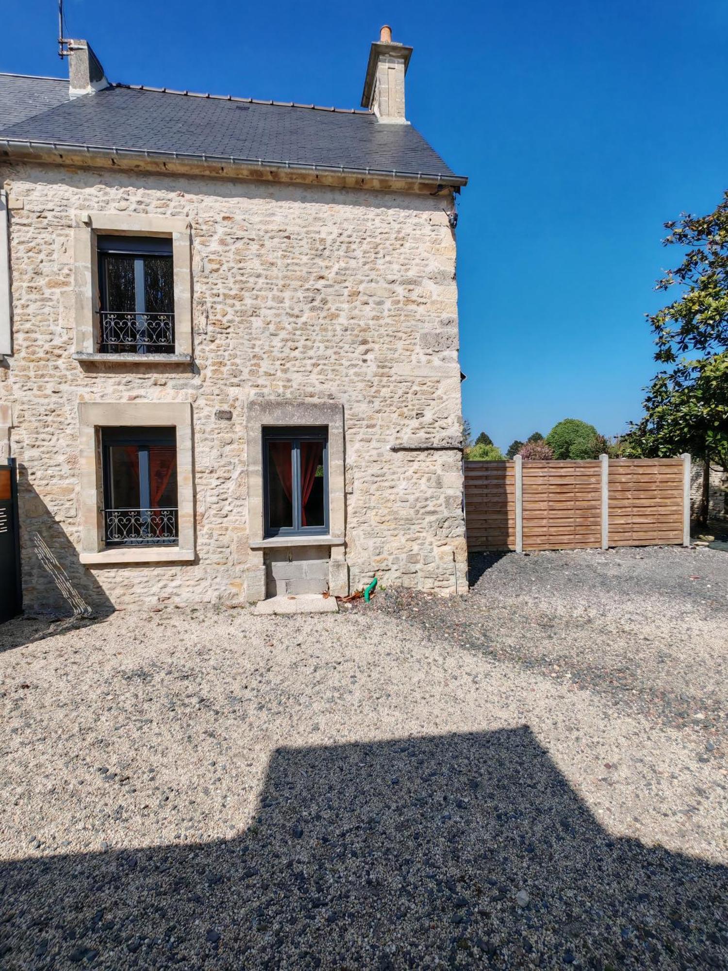 Le Domaine De La Gentilhommiere Situee Entre Bayeux Et Arromanches Les Bains 芒维约 外观 照片